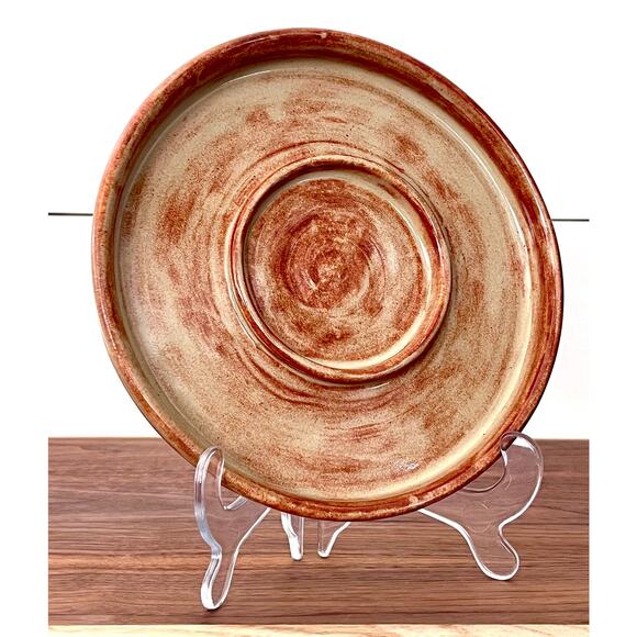 Vintage Large Round Handmade Ceramic Casserole Dish - Picture 4 of 10